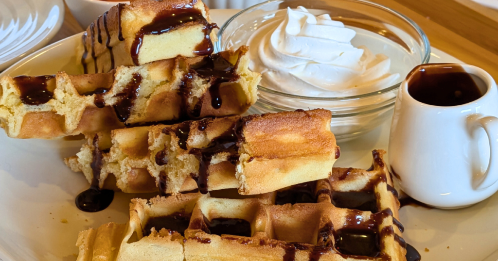 【ワークショップ実施報告】2026年2月11日(水・祝)こびとの農園×Cafe Licorice (カフェ リコリス)「カカオのフレーム」チョコレートのワッフル