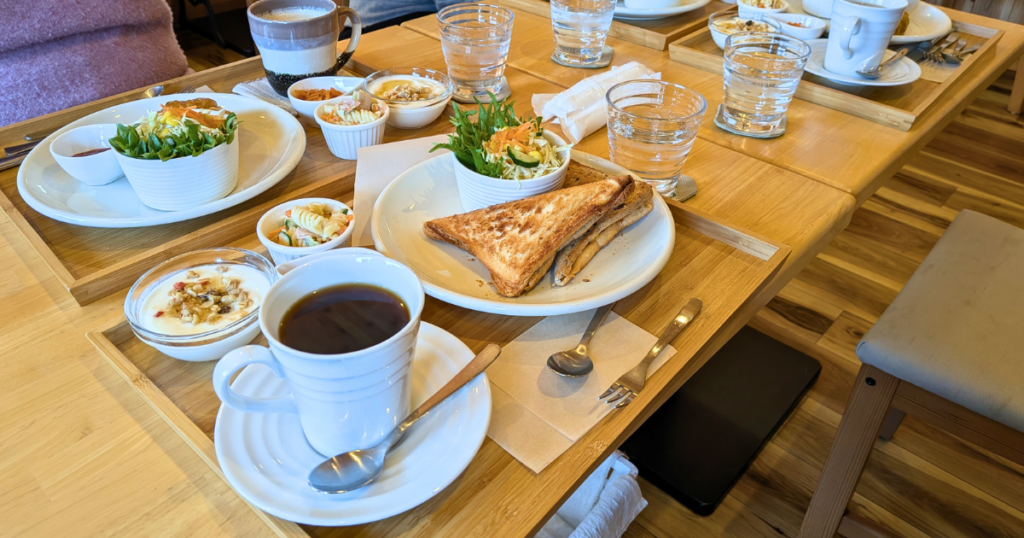 【ワークショップ実施報告】2026年3月7日（土）こびとの農園×Cafe Licorice (カフェ リコリス)「ウメのガラスドーム」 ブランチ