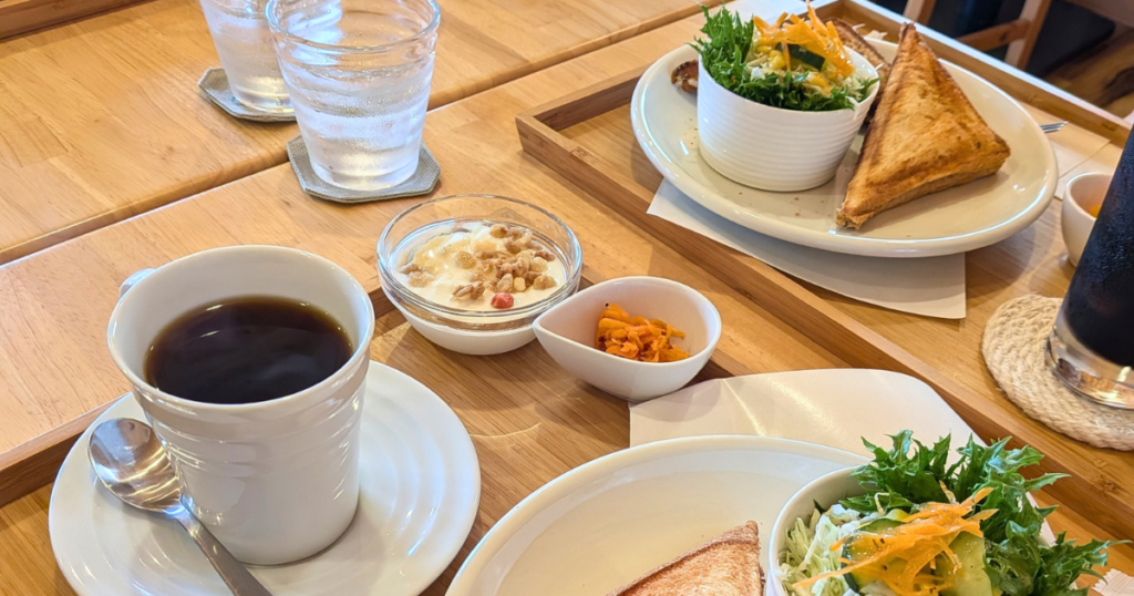 【食育講座付きつまみ細工ワークショップ実施報告】2026年9月25日(金)こびとの農園×Cafe Licorice(カフェ リコリス)「ナシのフォトフレーム」 (ブランチ)